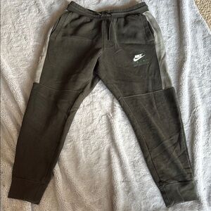 Nike Women's Dark Green Joggers